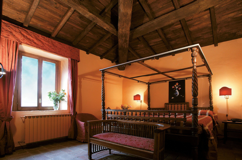 Bedroom 4, La Casella, Terni