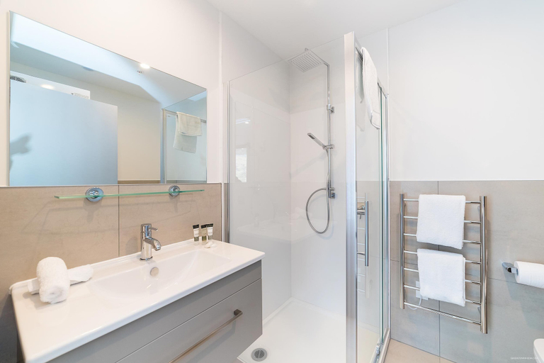 Bathroom 4, Executive 2 Bedroom Apartment Remarkables Park, Queenstown-Lakes