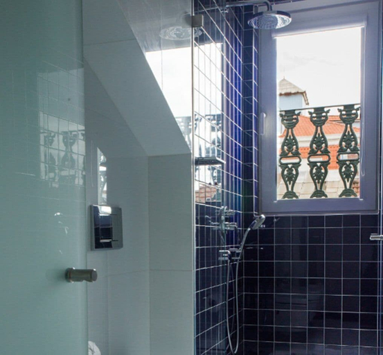 Bathroom 4, Portugal Boutique Hotel, Lisbon