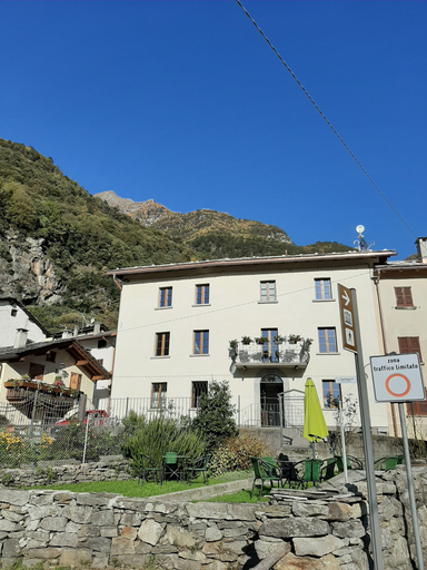 Exterior & Views 2, Casa Pasini-Foresteria, Sondrio