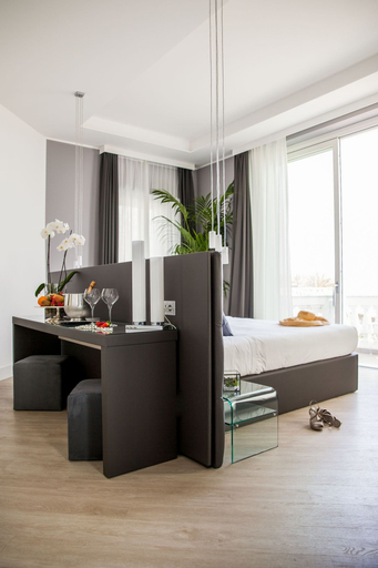 Bedroom 21