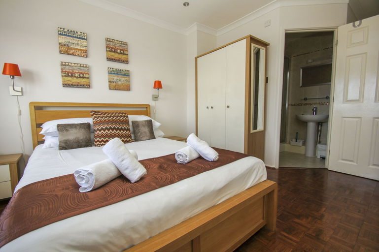 Bedroom 3, Britannia Harbour View Parking by Brighton Holiday Lets, Brighton and Hove