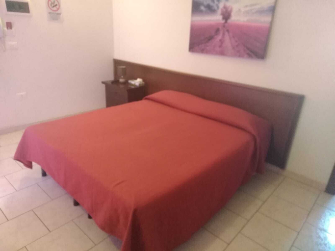 Bedroom 4, B&B De Mauro Sala Relax, Taranto