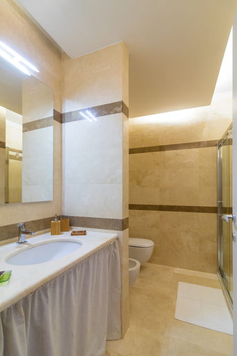 Bathroom 3, Elegant Flat at Municipio by Napoliapartments, Napoli