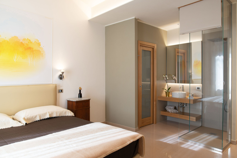 Bedroom 3, Portica 10, Perugia