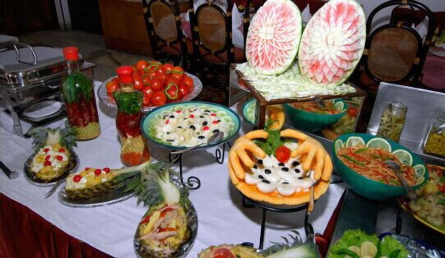 Food & Drinks 6