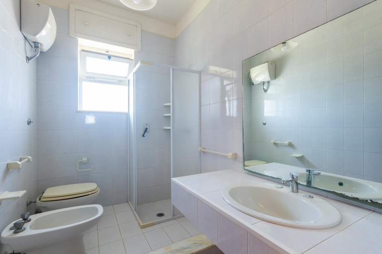 Bathroom, 2922 Villetta Marelia by Barbarhouse, Lecce
