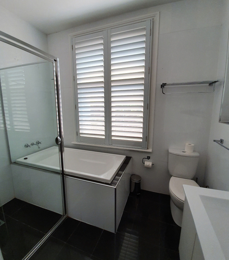 Bathroom 4, The Grand Hotel Newcastle, Newcastle - Inner City