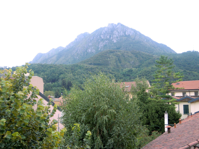 Others 5, La nostra casa in centro, Lecco