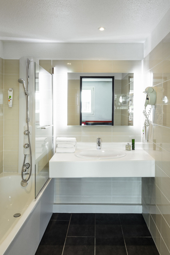 Bathroom 4, ibis Styles Antony Paris Sud, Hauts-de-Seine