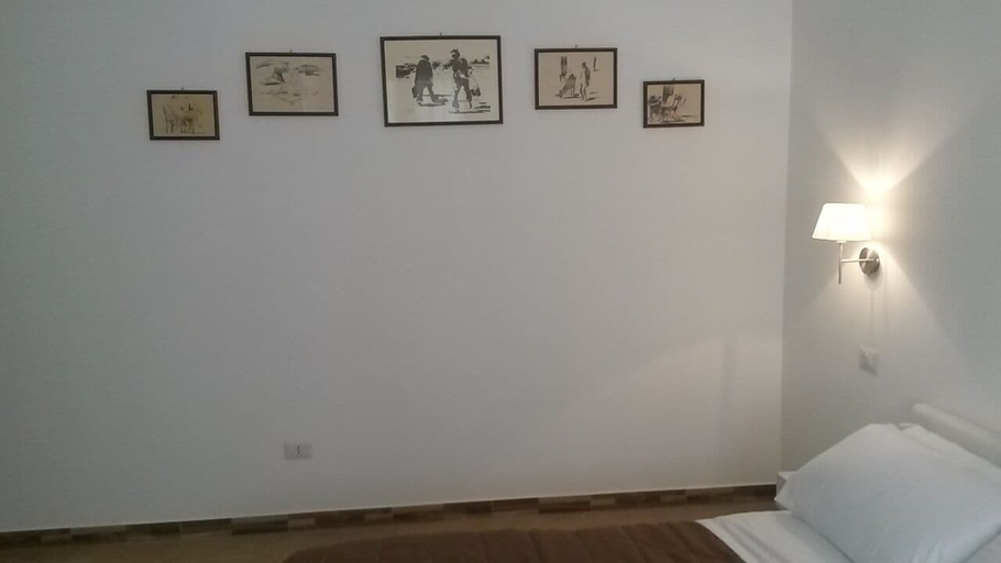Bedroom 3, Casa Calieri, Vibo Valentia