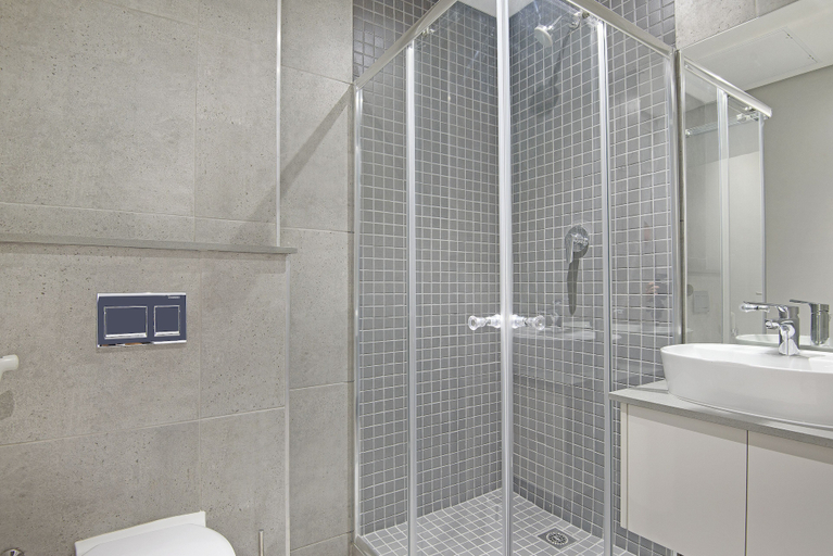 Bathroom 4, 601 at Two six two Florida Road, eThekwini