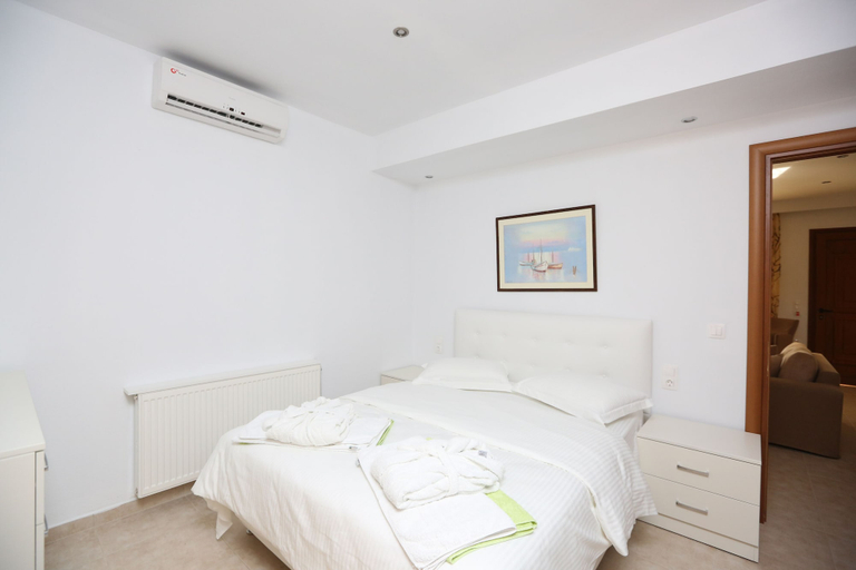Bedroom 3, Skiathos Island Villas, Thessaly