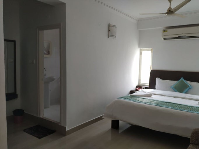 Bedroom 4, Aum Hotel, Anantapur