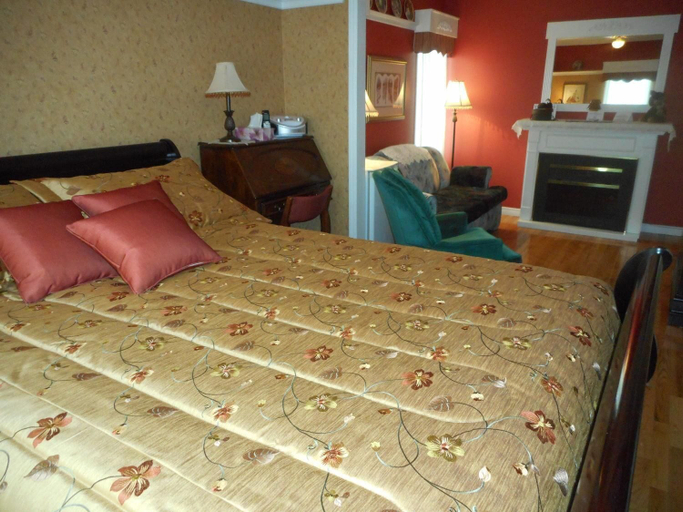 Bedroom 3, Cote's Bed & Breakfast Inn, Victoria