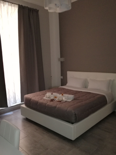 Bedroom 4, Garden's Elide, Rome