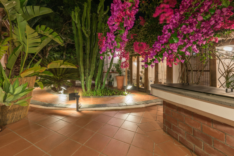 Sport & Beauty, Villa Mariella Pittorino B&B, Messina