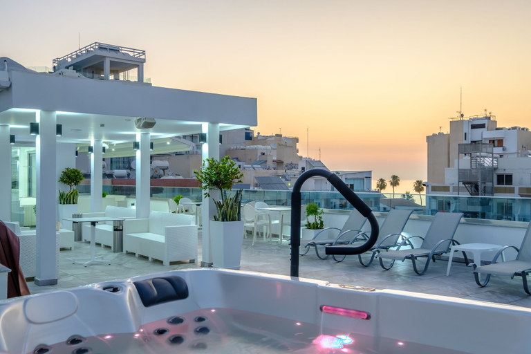 Sport & Beauty, Art & Wine Boutique Hotel, Larnaca