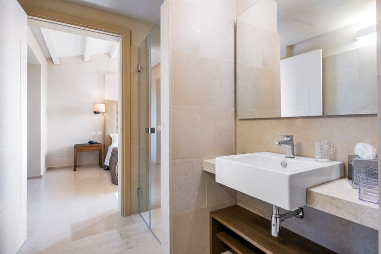 Bathroom 5, Baglio Sorìa Resort & Wine Experience, Trapani