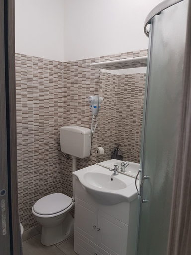 Bathroom 3, B&B Rometta Beach, Messina