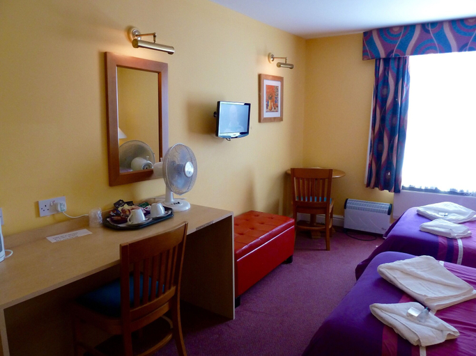 Bedroom 2, The Earl of Derby - Inn, Cambridgeshire