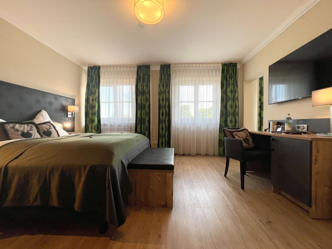 Bedroom 2, Hotel Schlossblick Chiemsee, Rosenheim
