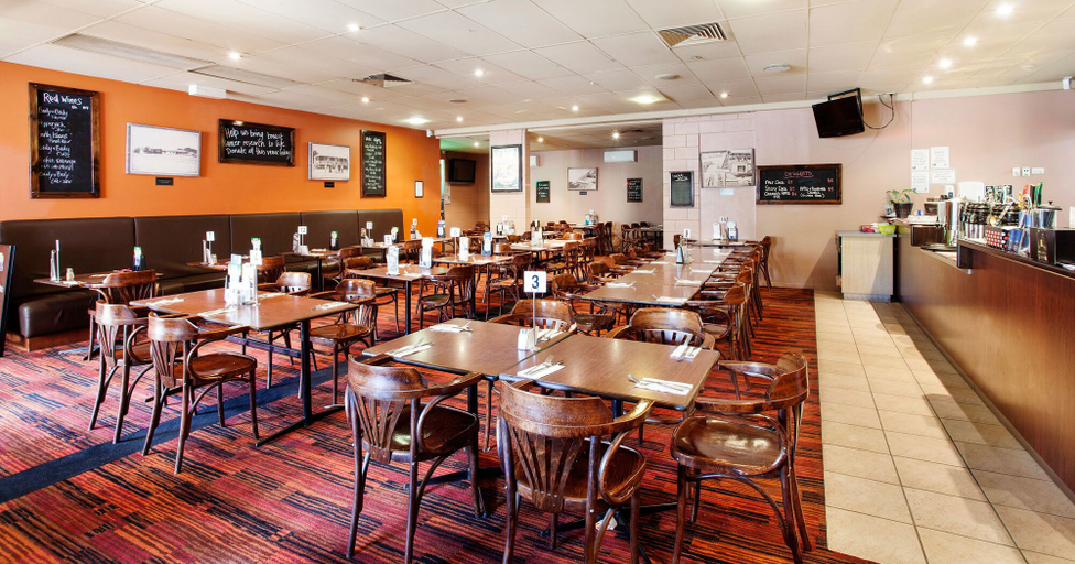 Food & Drinks 5, Upper Ross Hotel, Thuringowa - Pt A Bal
