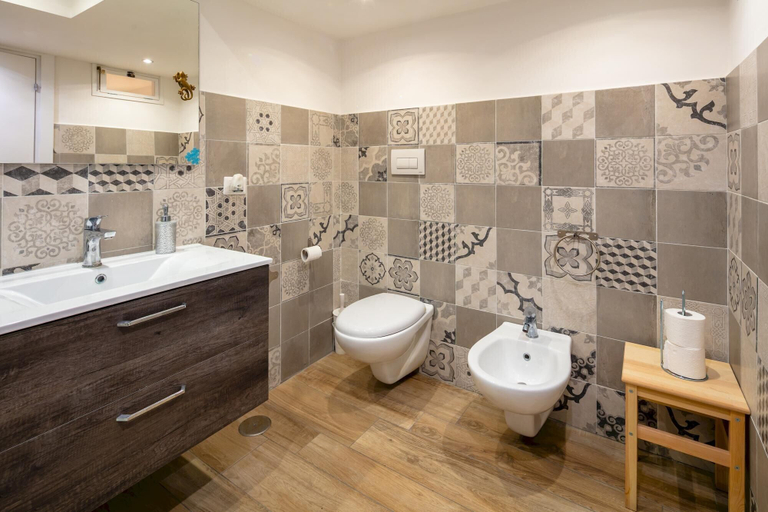 Bathroom 4, The Actors House in Napoli, Napoli