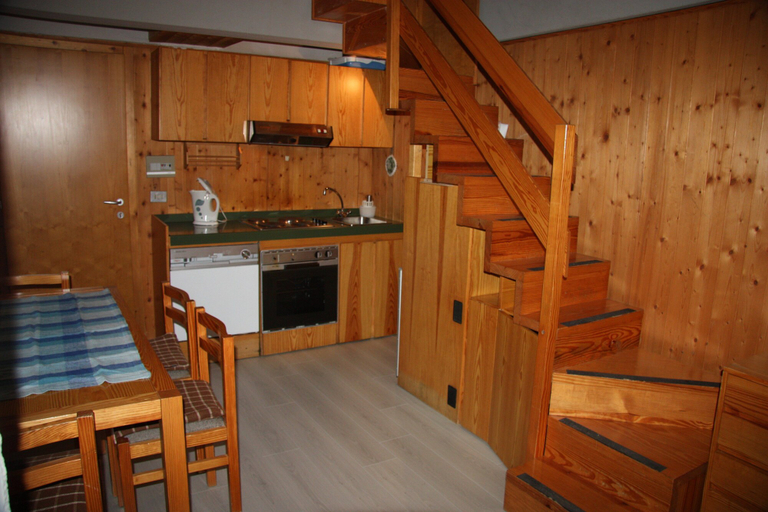 Others 5, Residence Sole Alto, Trento