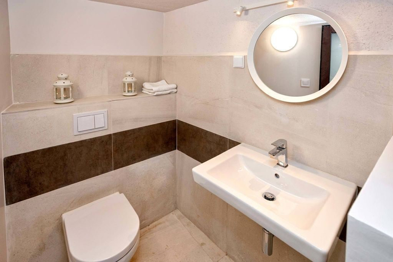Bathroom 4, Holiday Home Secret Garden, Jelsa