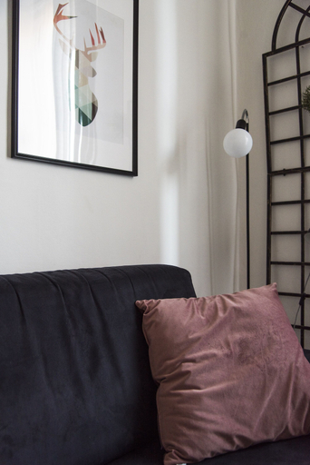 Living area 3, Stylish 1 Bedroom Flat in City Life District, Milano
