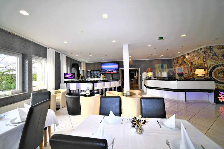 Food & Drinks 5, Ascot Hotel, Remscheid