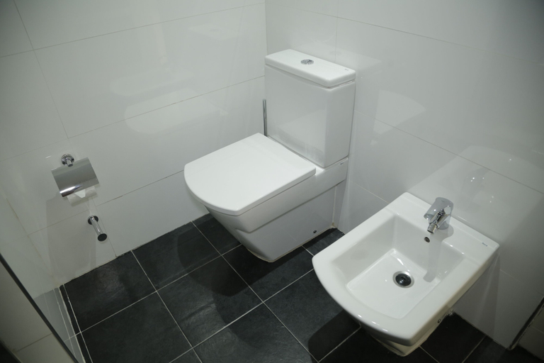 Bathroom 3, Hôtel al Mandari, Tétouan
