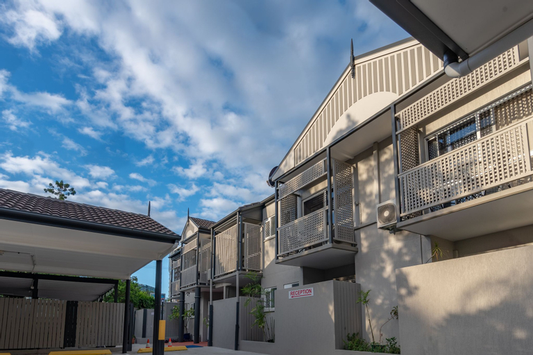 Benson Court Motel, Toowong