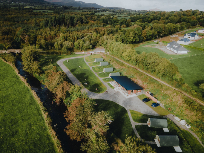 Others 5, Comeragh Pods