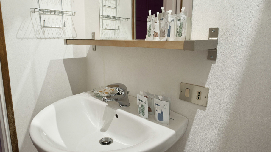 Bathroom 3, Italianway - Francesco Sforza, Milano