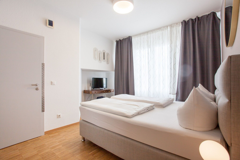Bedroom 3, TM Hotel Düsseldorf, Düsseldorf