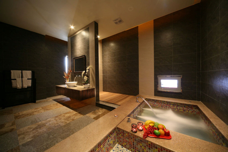 Bathroom 4, Hmulan Motel, Taichung