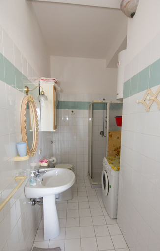 Bathroom, Casa Posidonia, Sassari