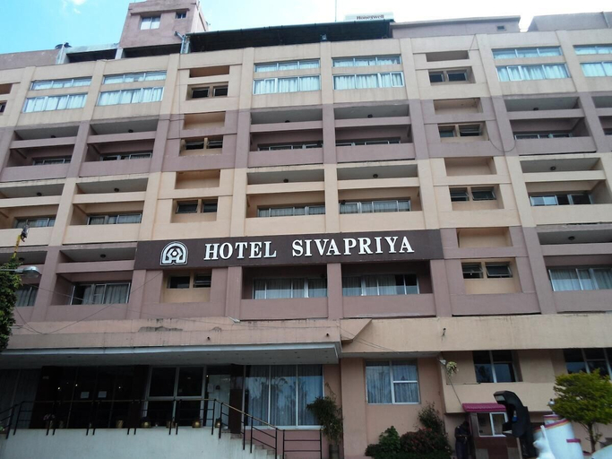 Exterior & Views 2, Hotel Sivapriya, Dindigul
