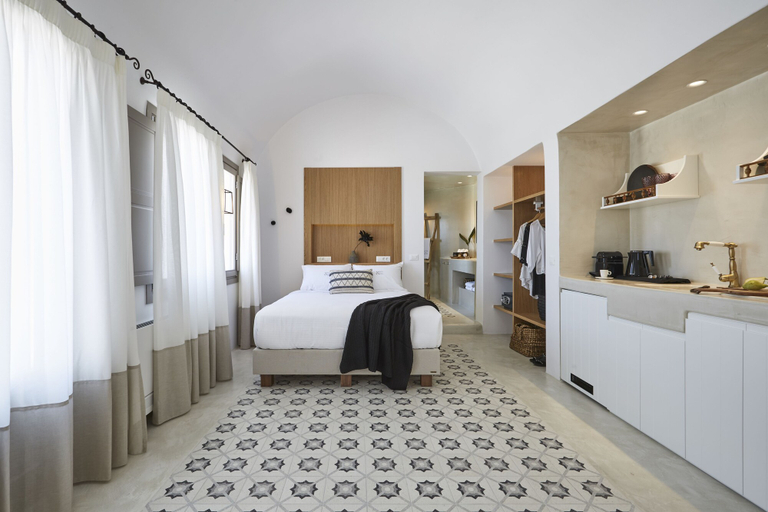 Bedroom 4, White and Co. La Torre Suites, South Aegean
