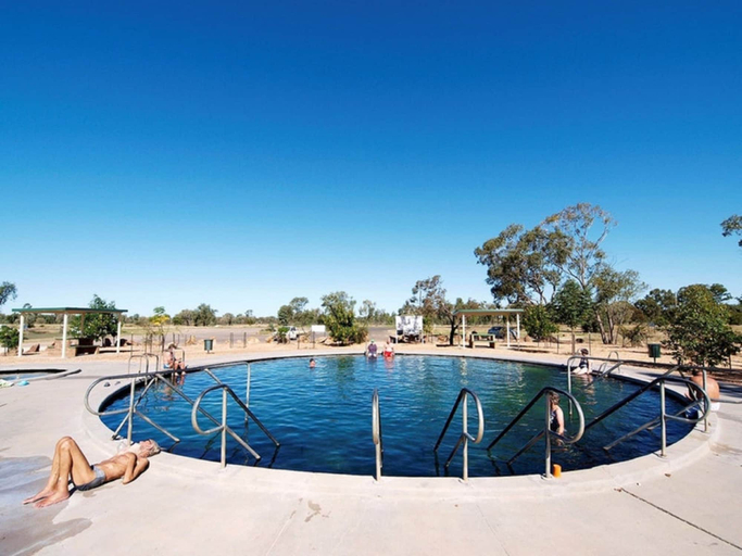 Sport & Beauty 5, Lightning Ridge Outback Resort & Caravan Park, Walgett