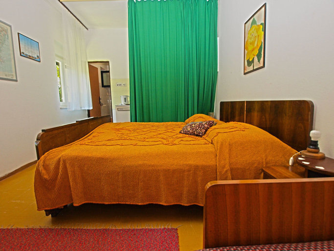 Bedroom 2, Apartment 461, Pula