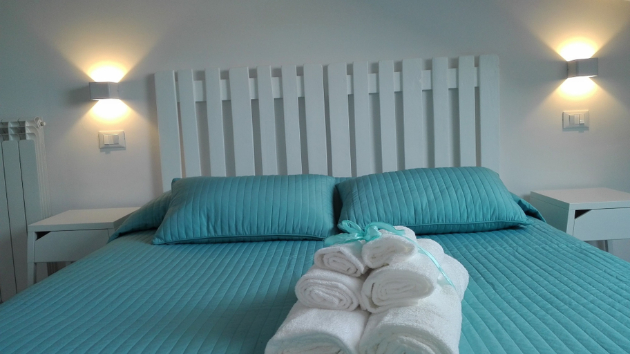 Bedroom 2, Tivoli ShortLets, Catania
