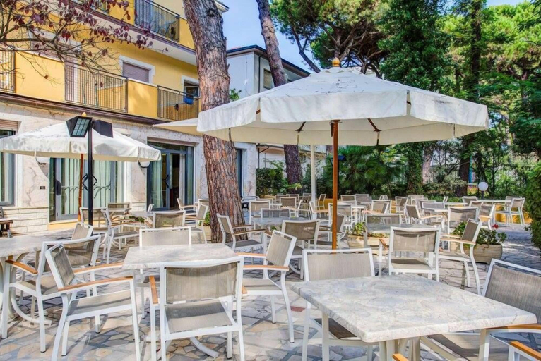 Food & Drinks 5, Hotel Majorca, Ravenna