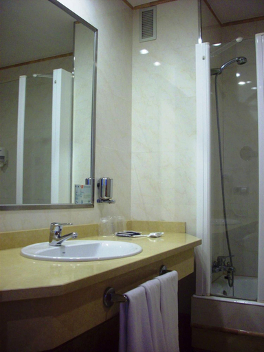 Bathroom 4, Los Habaneros, Murcia