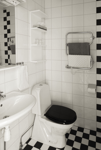 Bathroom 4, First Hotel City Eskilstuna, Eskilstuna