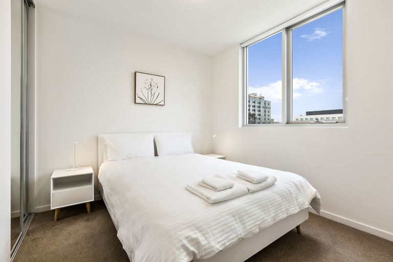 Bedroom 2, Poplar Sanctuary Apartments, Melbourne