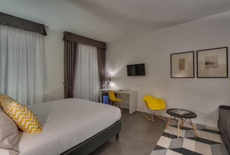 Bedroom 4, Navona Theatre Hotel, Rome