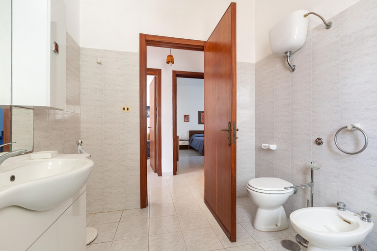 Bathroom 3, 1867 Villetta Bianca Gioiosa, Lecce